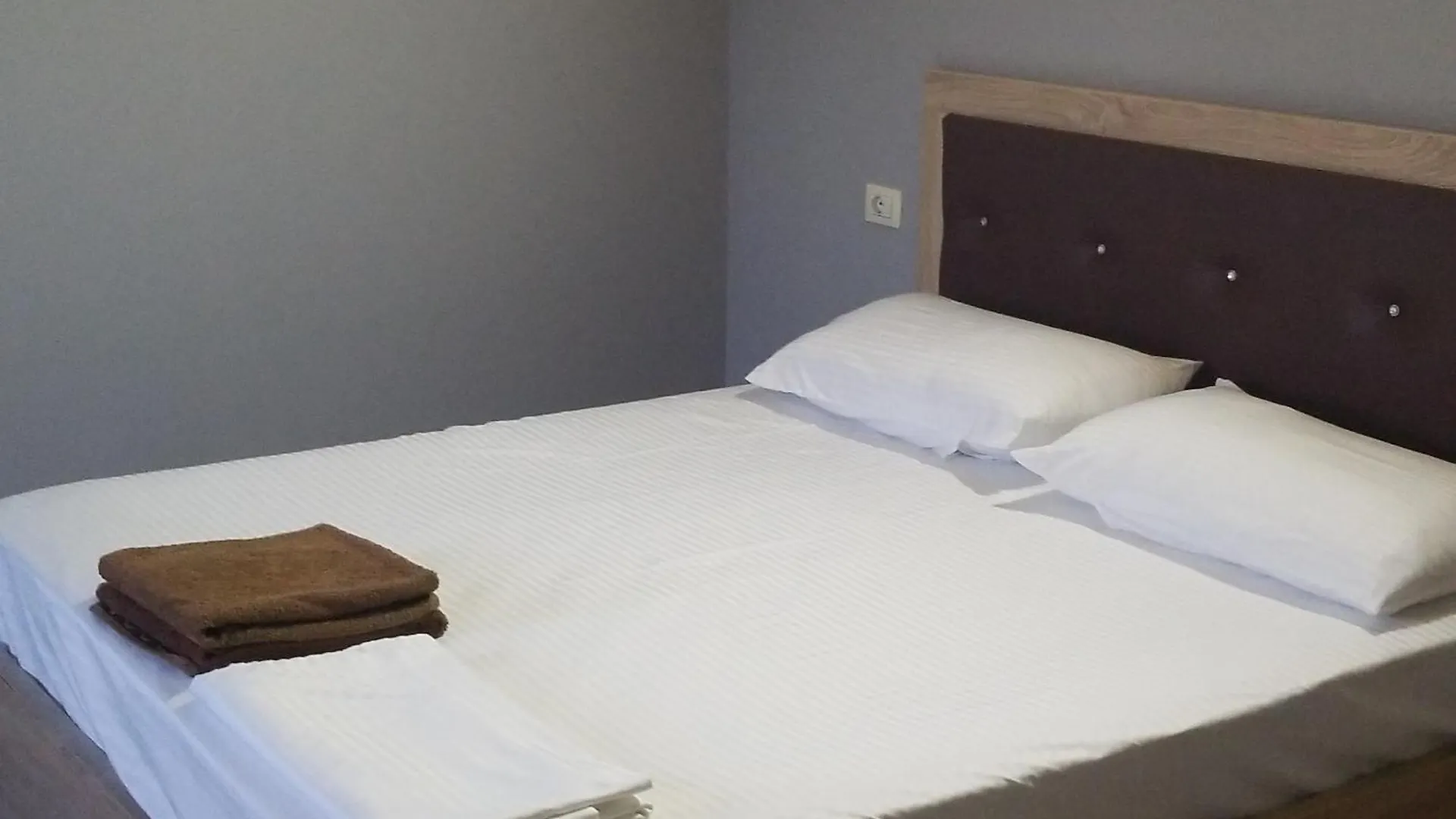 Hotel Culaj Koplik 0*,  アルバニア